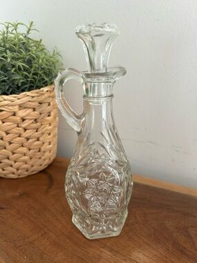 Vintage Anchor Hocking Clear Pressed Glass Starburst Oil & Vinegar Creut Stopper